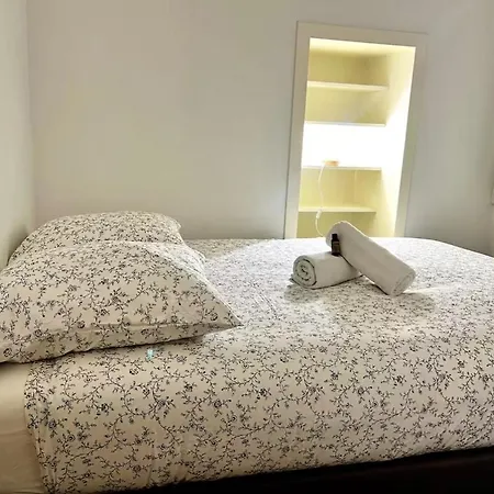 Apartamento Pilori 2 Pers, Separate Bedroom, Tv Wifi Nantes